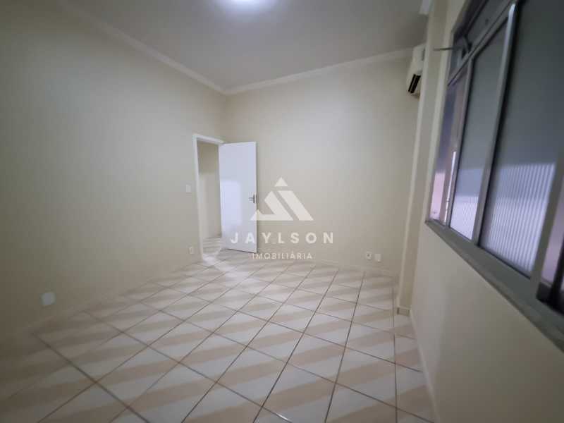 Apartamento à venda com 2 quartos, 61m² - Foto 14