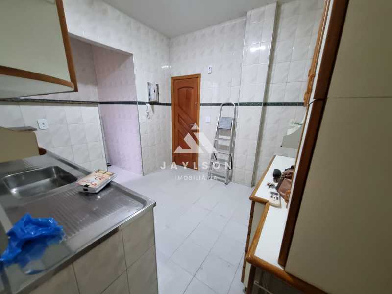 Apartamento à venda com 2 quartos, 61m² - Foto 28