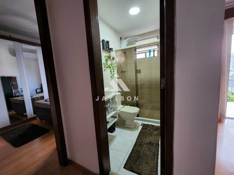 Apartamento à venda com 2 quartos, 80m² - Foto 11