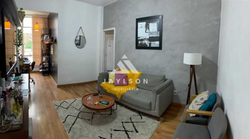 Apartamento à venda com 2 quartos, 60m² - Foto 1