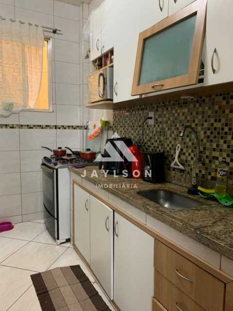 Apartamento à venda com 2 quartos, 60m² - Foto 7