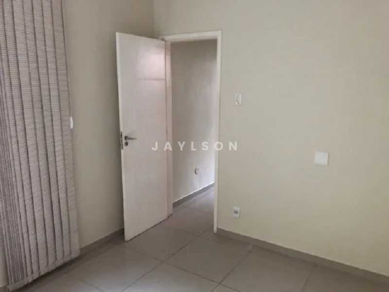 Apartamento à venda com 2 quartos, 61m² - Foto 9