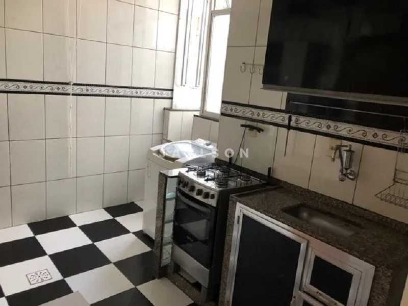 Apartamento à venda com 2 quartos, 61m² - Foto 12