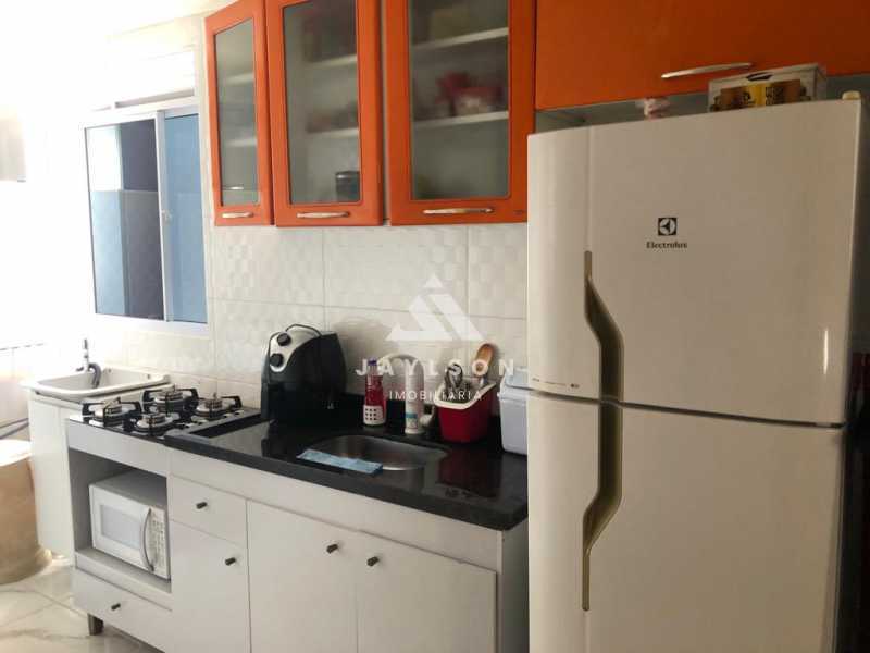 Apartamento à venda com 2 quartos, 40m² - Foto 10