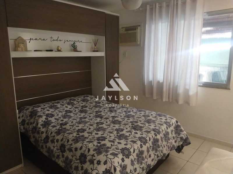 Apartamento à venda com 2 quartos, 70m² - Foto 9