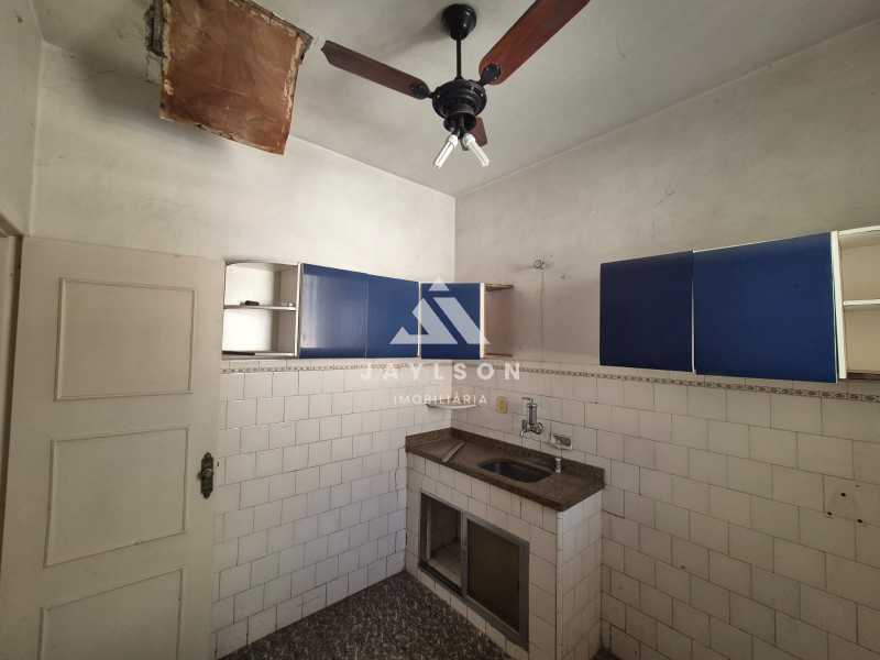 Casa à venda com 2 quartos, 65m² - Foto 16