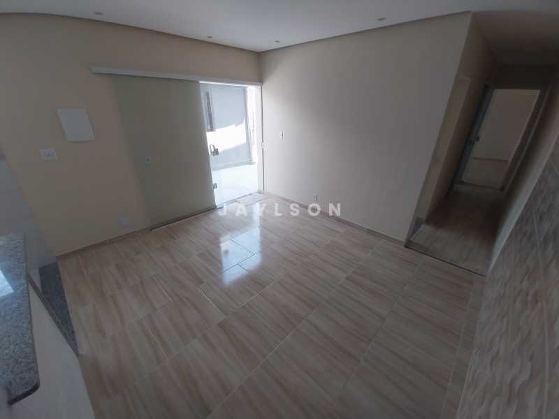 Apartamento à venda com 2 quartos, 60m² - Foto 3