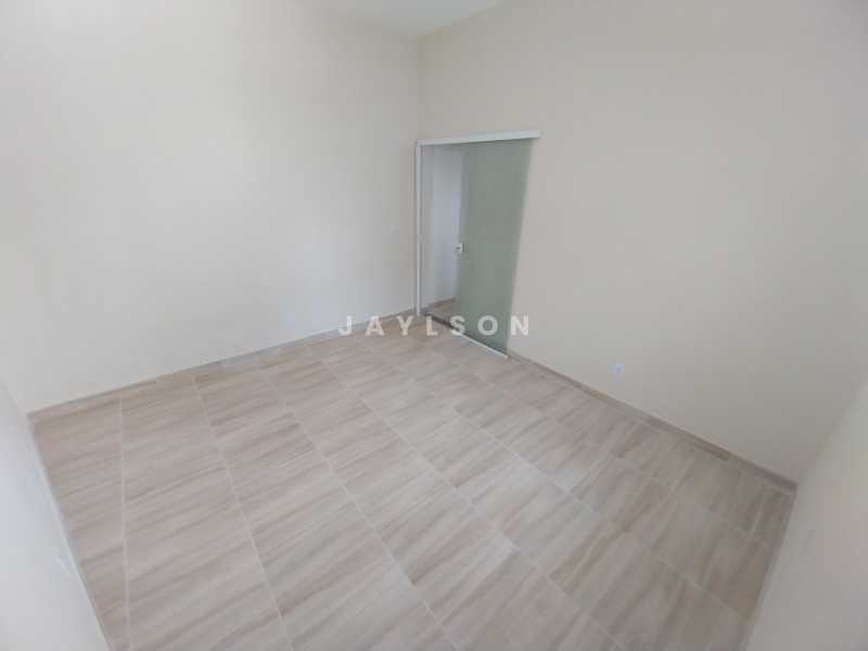 Apartamento à venda com 2 quartos, 60m² - Foto 18