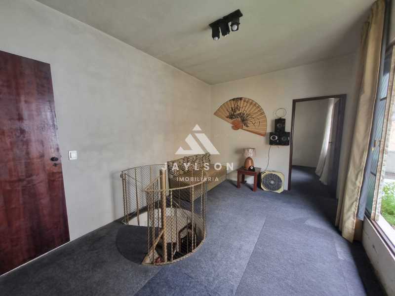 Casa à venda com 2 quartos, 70m² - Foto 20