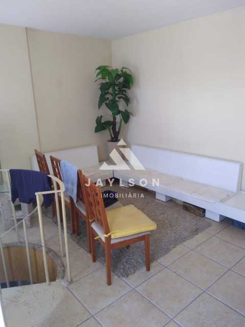 Apartamento à venda com 2 quartos, 70m² - Foto 11