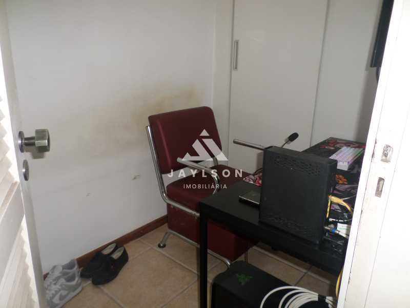 Apartamento à venda com 2 quartos, 70m² - Foto 19