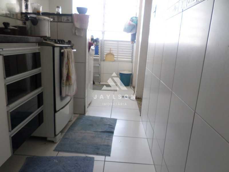 Apartamento à venda com 2 quartos, 70m² - Foto 24