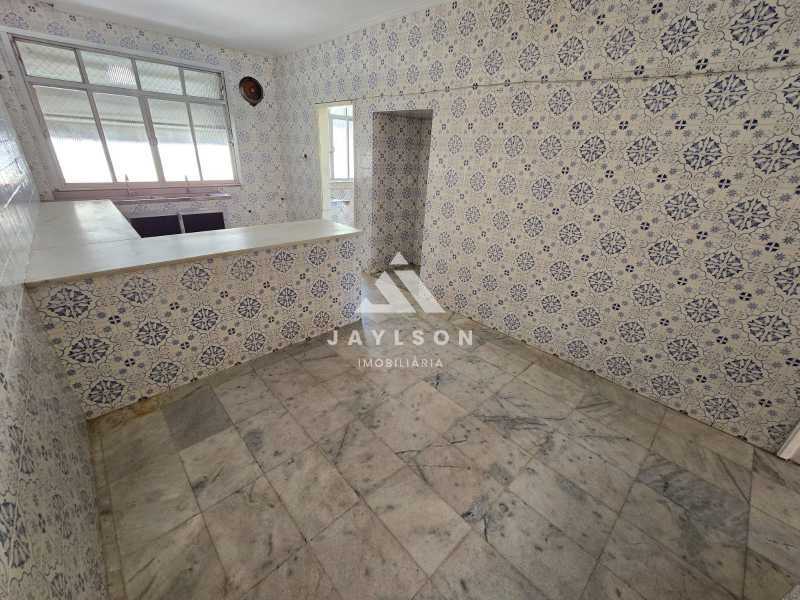 Apartamento à venda com 3 quartos, 129m² - Foto 22