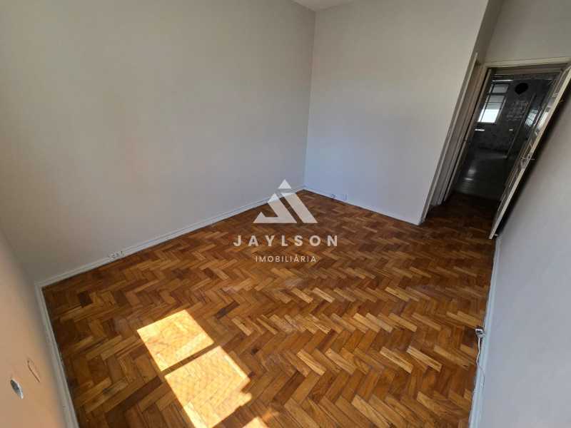 Apartamento à venda com 3 quartos, 129m² - Foto 11