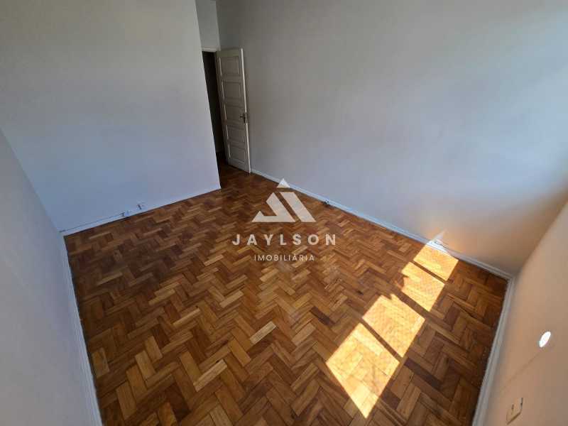 Apartamento à venda com 3 quartos, 129m² - Foto 17