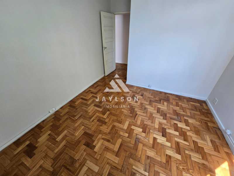 Apartamento à venda com 3 quartos, 129m² - Foto 10