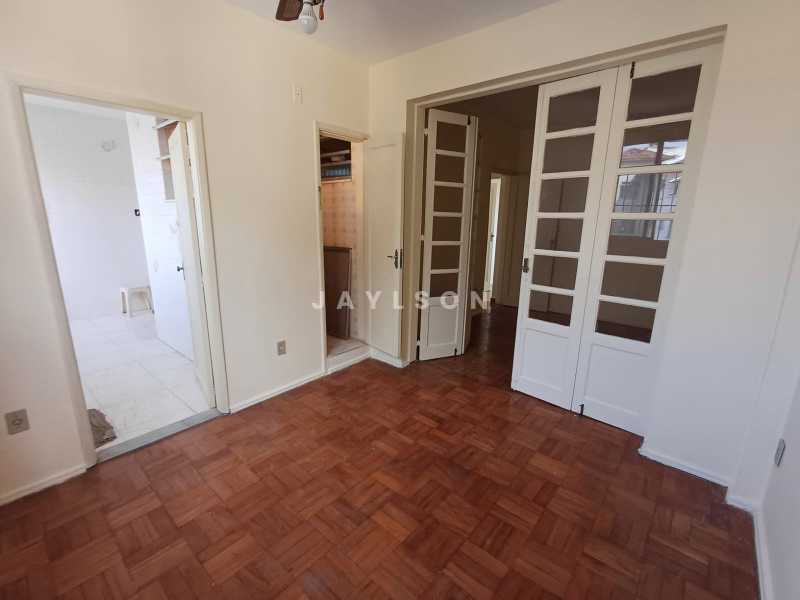 Apartamento à venda com 6 quartos, 125m² - Foto 24