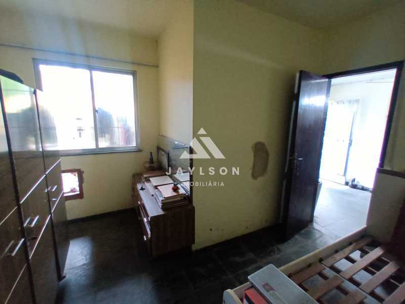 Apartamento à venda com 3 quartos, 222m² - Foto 28