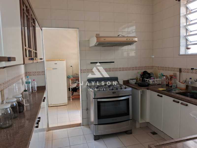 Casa à venda com 4 quartos, 140m² - Foto 16