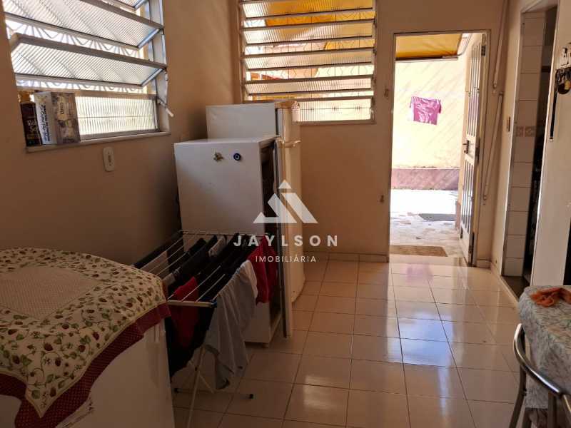 Casa à venda com 4 quartos, 140m² - Foto 20