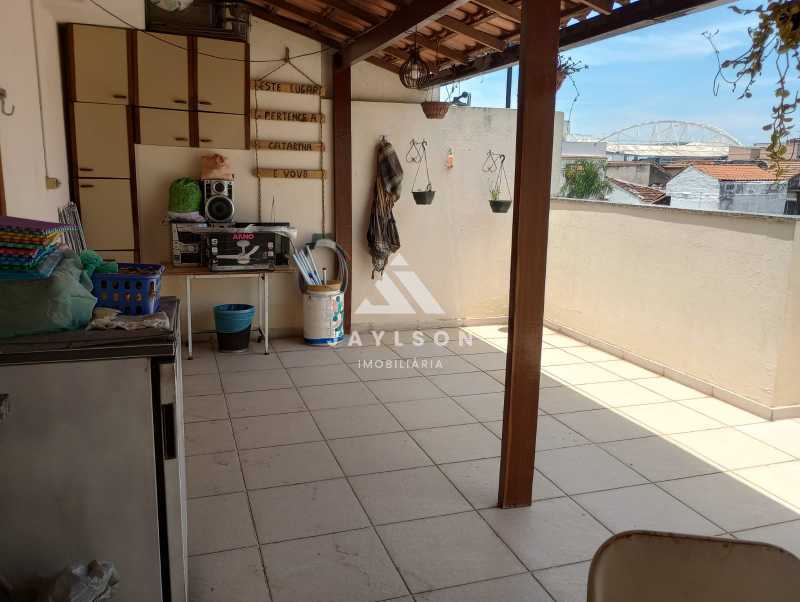 Casa de Vila à venda com 2 quartos, 120m² - Foto 25