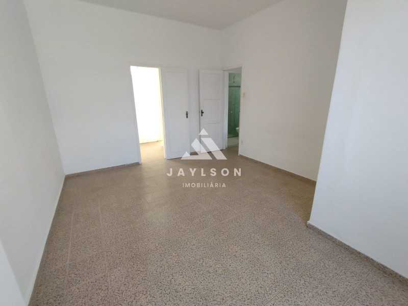 Apartamento à venda com 3 quartos, 77m² - Foto 15