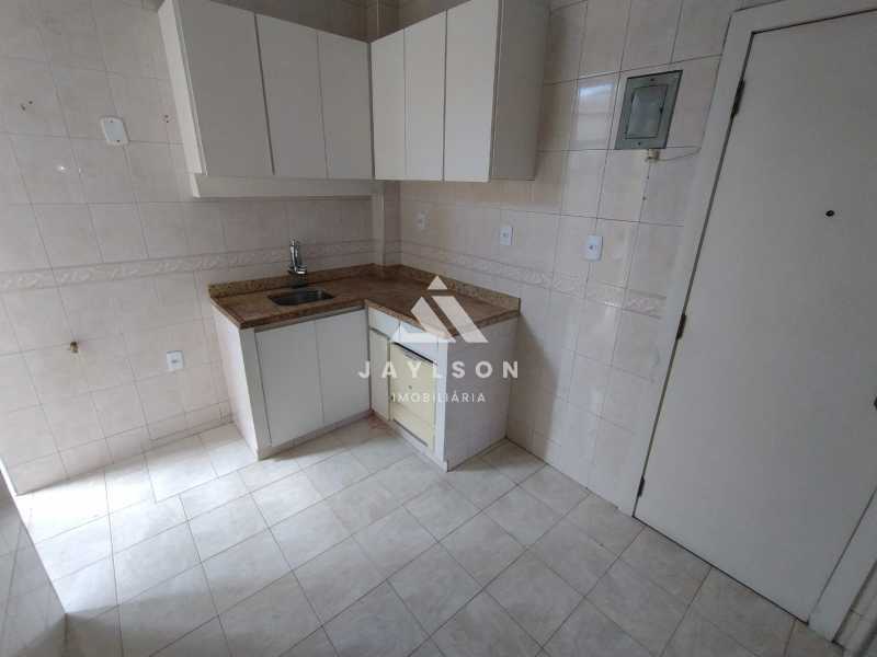 Apartamento à venda com 3 quartos, 77m² - Foto 20