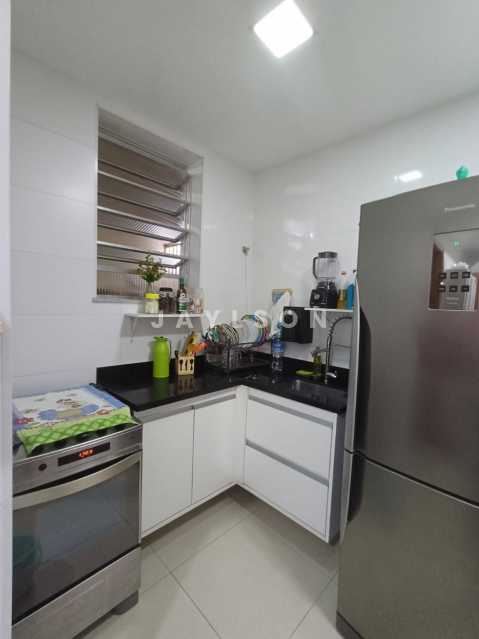 Apartamento à venda com 2 quartos, 64m² - Foto 16