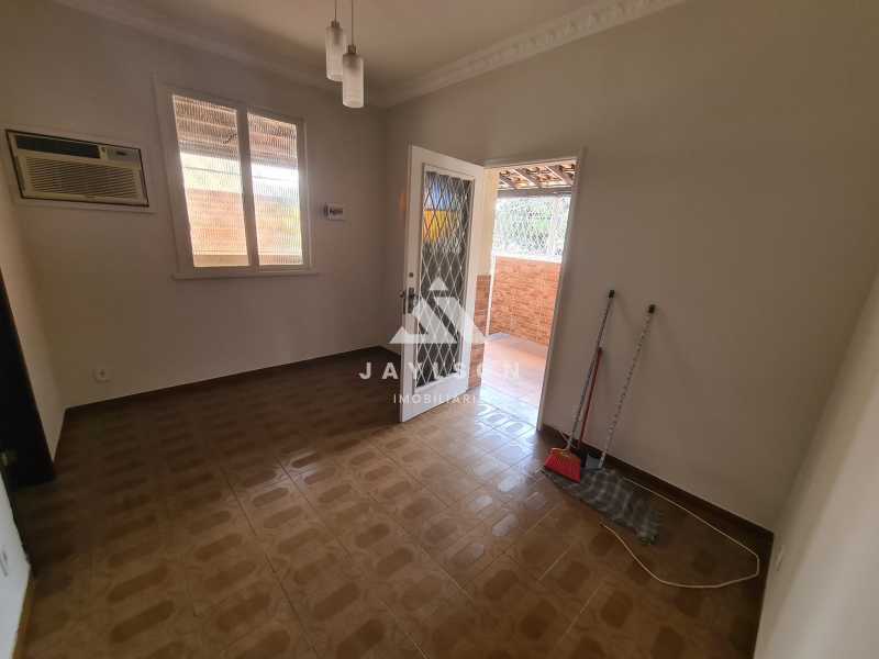 Apartamento à venda com 2 quartos, 64m² - Foto 1