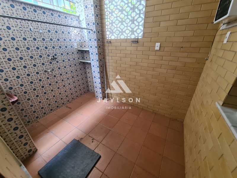 Apartamento à venda com 2 quartos, 64m² - Foto 17