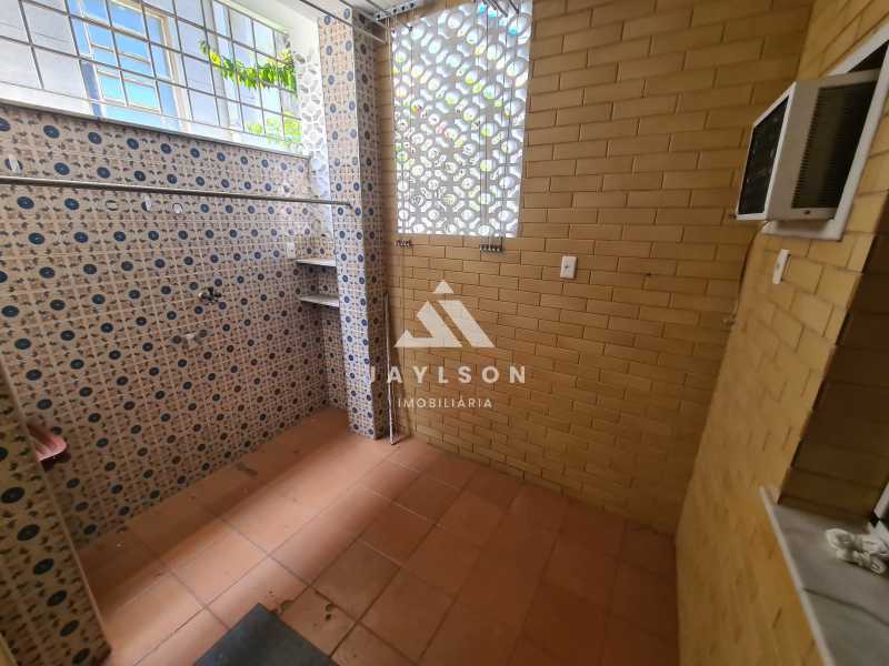 Apartamento à venda com 2 quartos, 64m² - Foto 18