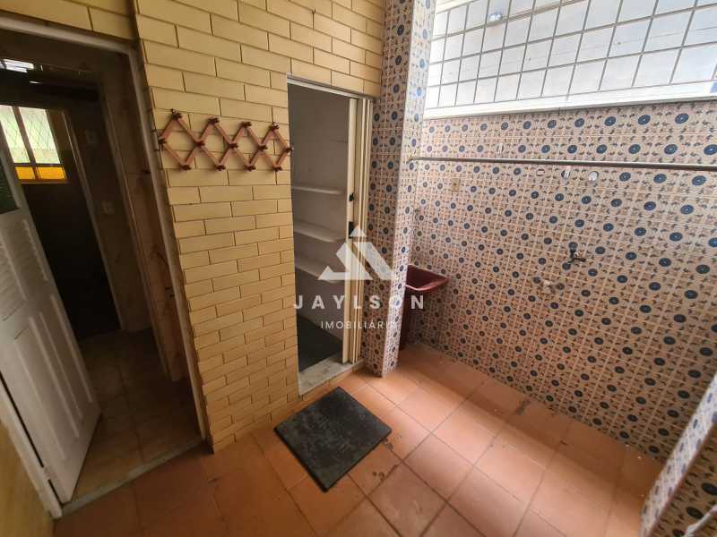 Apartamento à venda com 2 quartos, 64m² - Foto 21