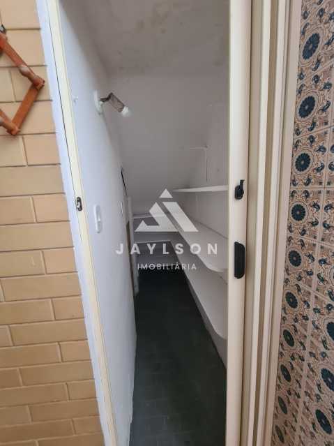 Apartamento à venda com 2 quartos, 64m² - Foto 22