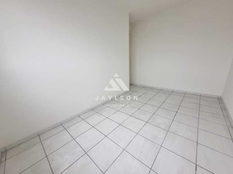 Apartamento à venda com 2 quartos, 50m² - Foto 17