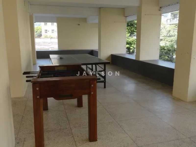 Apartamento à venda com 2 quartos, 75m² - Foto 22