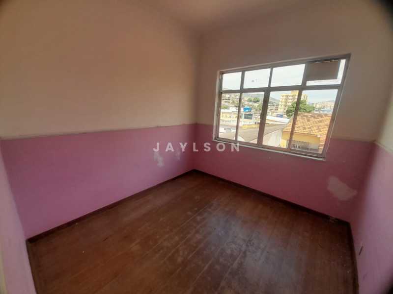 Apartamento à venda com 2 quartos, 75m² - Foto 10