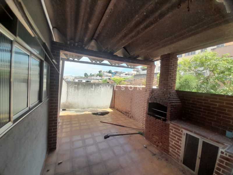 Apartamento à venda com 2 quartos, 75m² - Foto 25