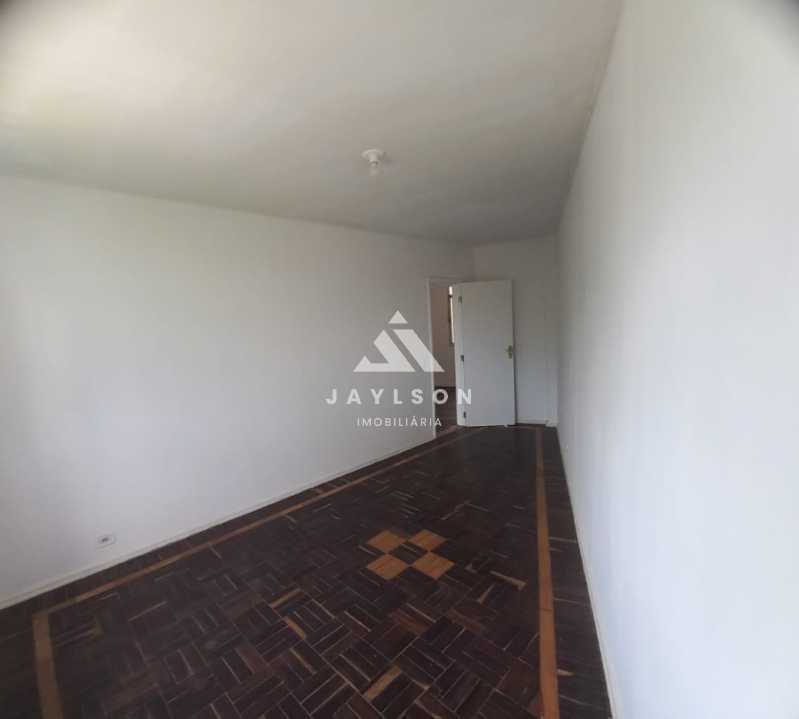 Apartamento à venda com 2 quartos, 64m² - Foto 5