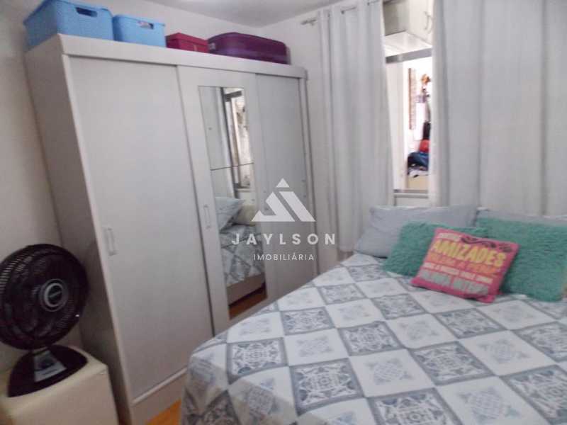 Apartamento à venda com 2 quartos, 60m² - Foto 9