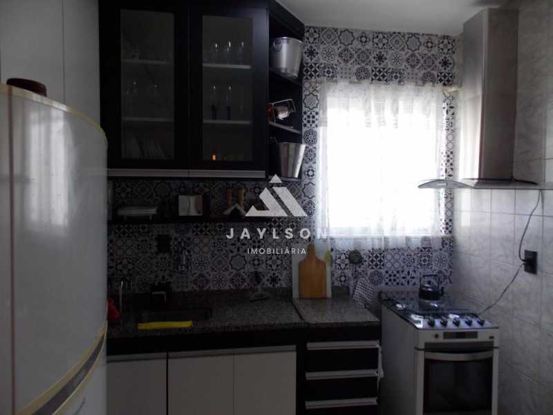 Apartamento à venda com 2 quartos, 60m² - Foto 14