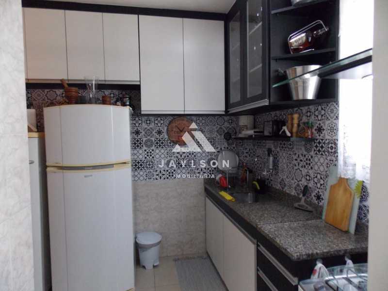 Apartamento à venda com 2 quartos, 60m² - Foto 17