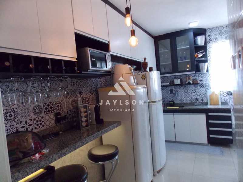 Apartamento à venda com 2 quartos, 60m² - Foto 18