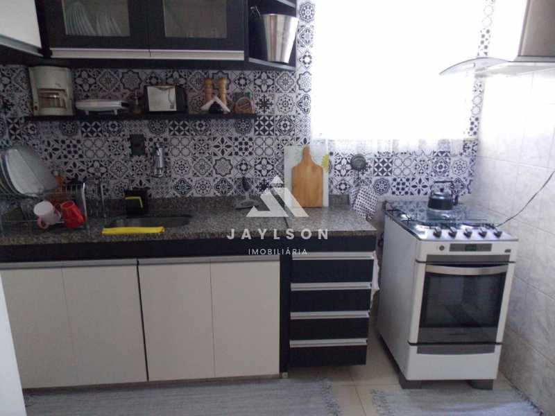 Apartamento à venda com 2 quartos, 60m² - Foto 19