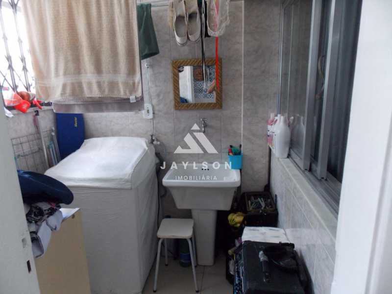 Apartamento à venda com 2 quartos, 60m² - Foto 20