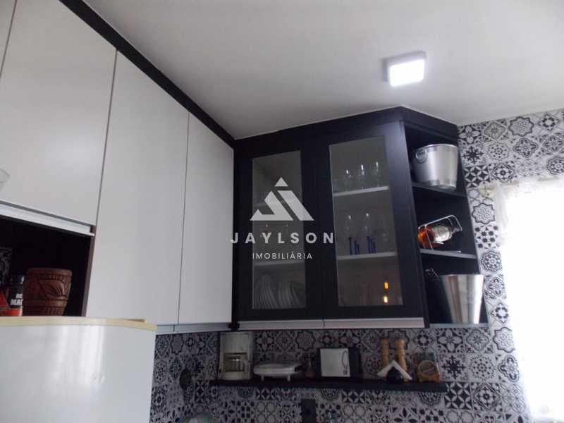 Apartamento à venda com 2 quartos, 60m² - Foto 21