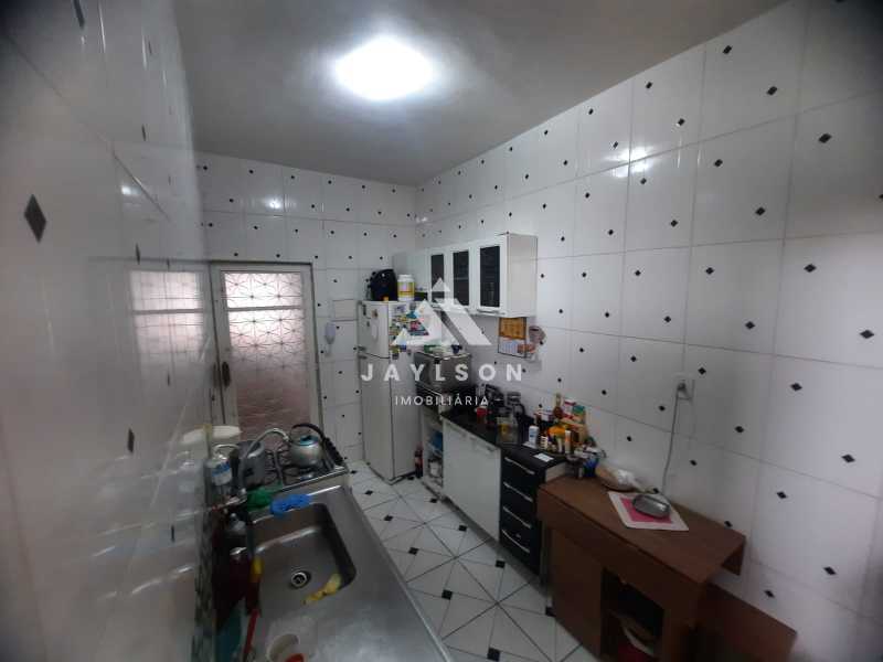 Apartamento à venda com 2 quartos, 78m² - Foto 13