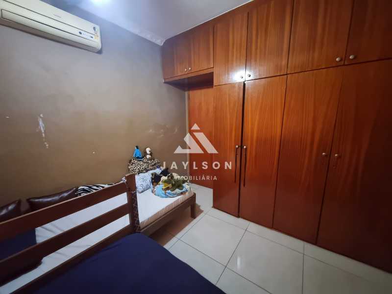 Apartamento à venda com 2 quartos, 68m² - Foto 12