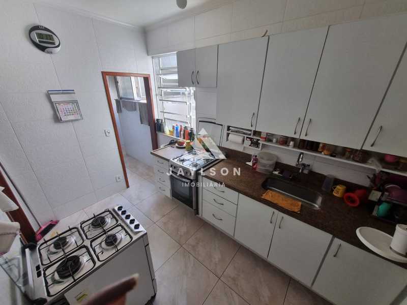 Apartamento à venda com 2 quartos, 68m² - Foto 13