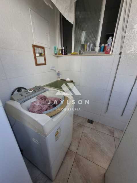 Apartamento à venda com 2 quartos, 68m² - Foto 20