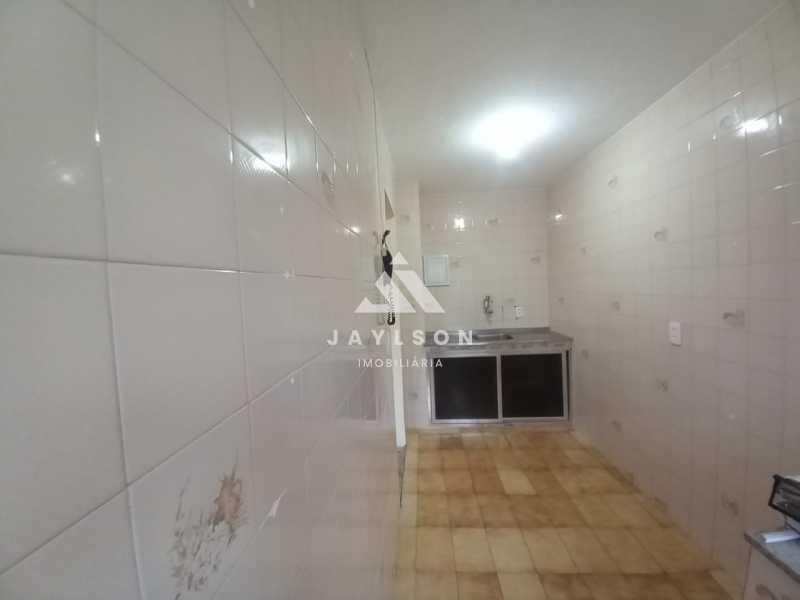 Apartamento à venda com 2 quartos, 48m² - Foto 11